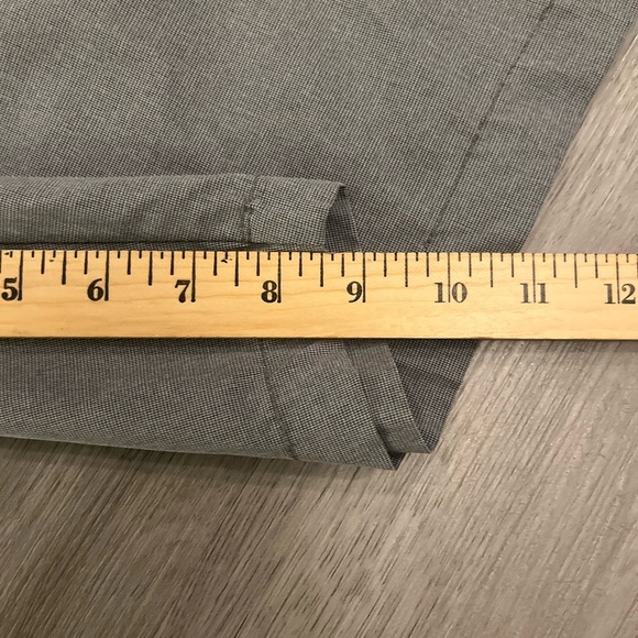 Travis Mathew 9” Golf Shorts - Picture 5 of 5